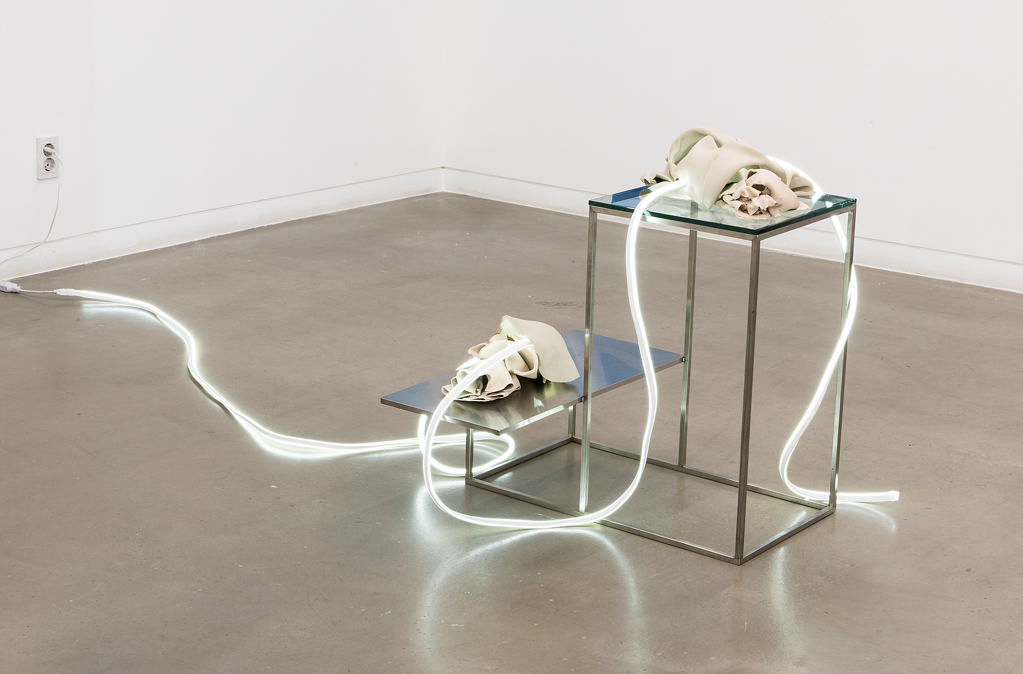 Kim Euysun, Son Heemin, Hur Yeonhwa, Installation View