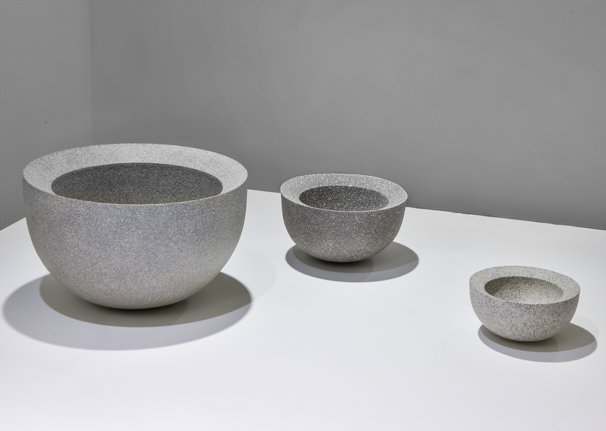 Lee Jeongwon, 《표면 너머》, Installation View