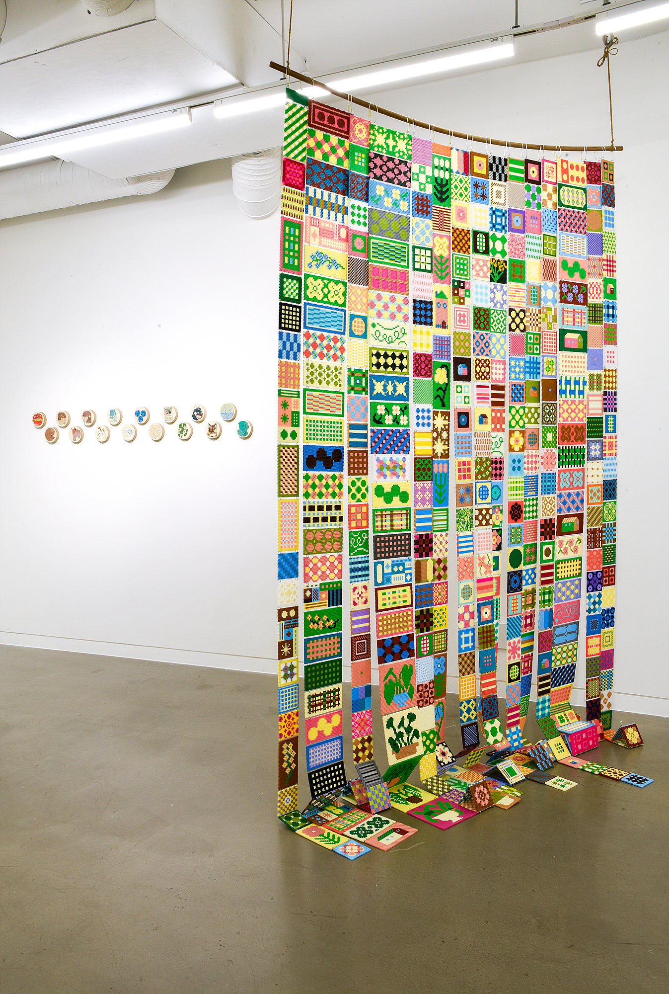 Kim Seamoon, 《열다섯 개의 바늘구멍》, Installation View